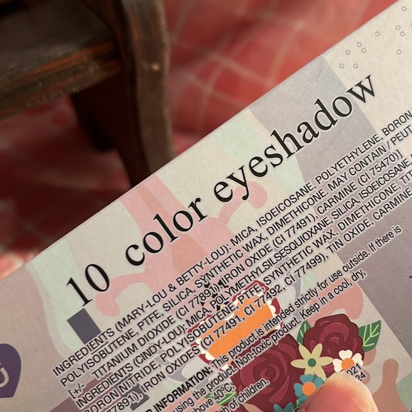 🎈SALE🎈🎀#6.MAKEUP BUNDLE🎀 - Picture 9 of 14